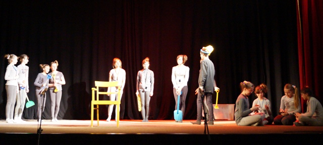 i_mazowiecki_festiwal_teatrow_szkolnych__grojec_08__kwiecien_2013.jpg