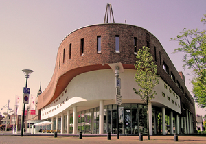 veendamjpg [300x210]