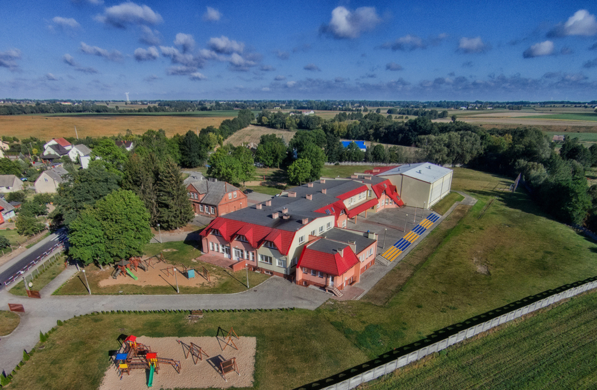 Kompleks budynków zespołu szkół...