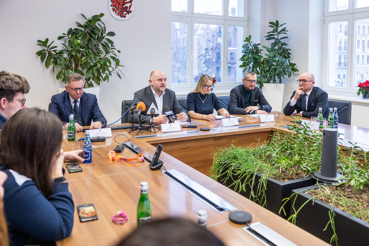 2025_01_09_konferencja_budzet_fot_Szymon_Zdzieblo_005