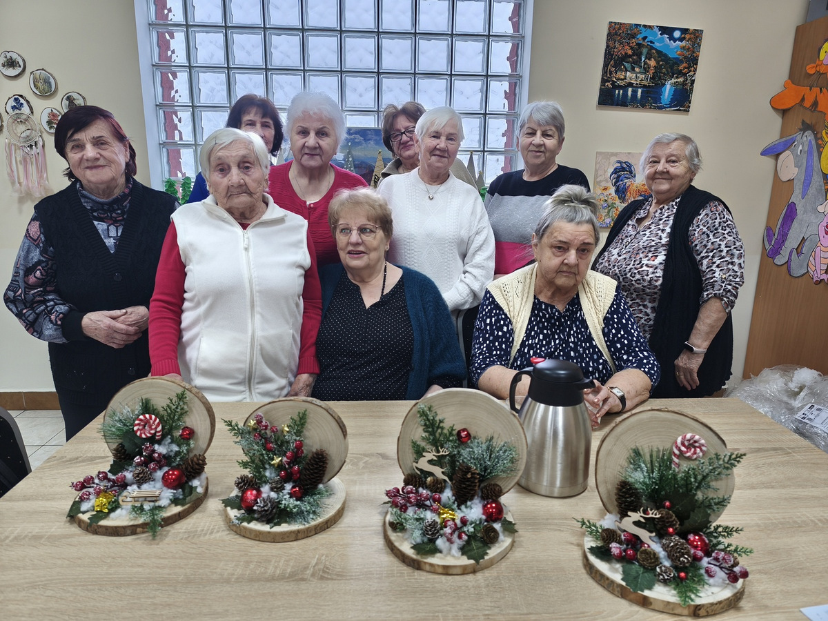 Stroiki zrobione przez seniorów.
