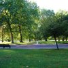 Zdjęcie przedstawia największy Park w mieście.