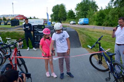 Budowa toru rowerowego „PUMPTRACK” w Rząśniku