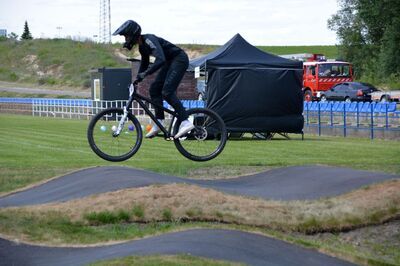 Budowa toru rowerowego „PUMPTRACK” w Rząśniku