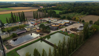 Oczyszczalnia ścieków w Gołuchowie z lotu ptaka.