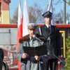 Dano mi imię Naczelnika, imię, które łzy wyciska, imię człowieka, który pomimo, że umarł, żyje