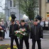 Kwiaty pod pomnikiem Tadeusza Kościuszki składa brać górnicza z KWB Bełchatów.