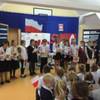 Brzeźno Wielkie. Uczniowie z Publicznej Szkoły Podstawowej podczas patriotycznego święta (link otworzy duże zdjęcie)