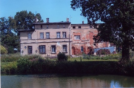 Pałac w Trzebowej