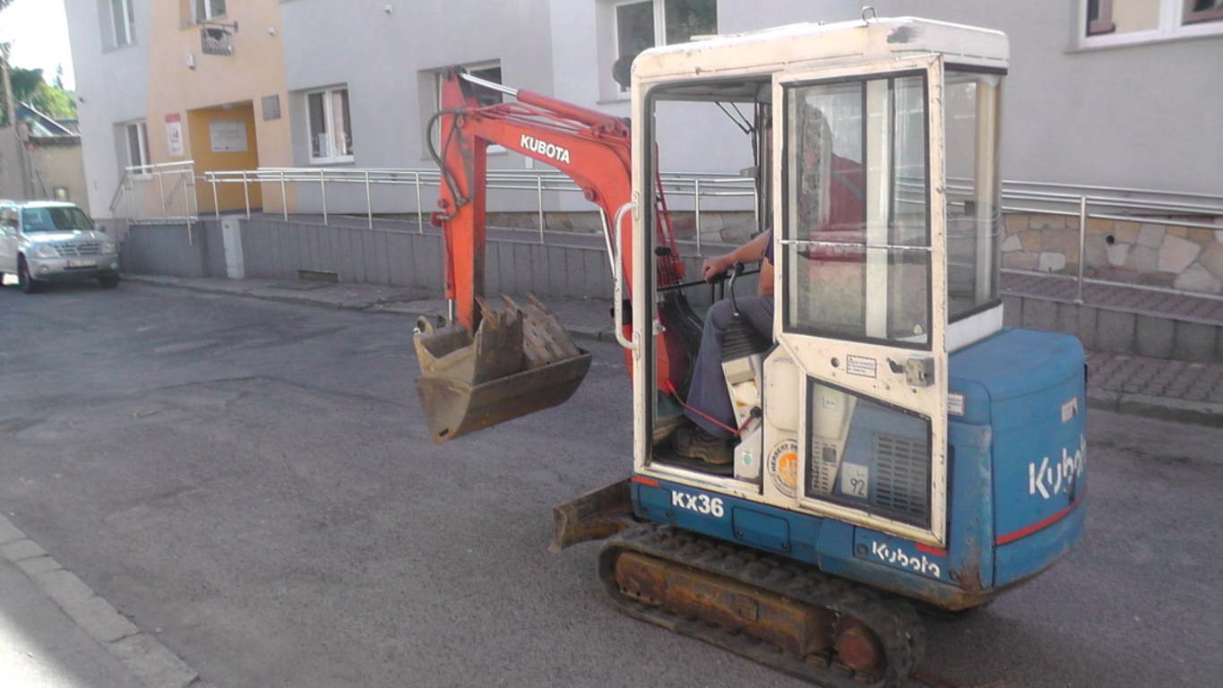 minikoparka Kubota (link otworzy duże zdjęcie)