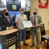 Nagrody Gminy Lubomia w dziedzinie kultury i sztuki dla Anny Szebesty (nagrodę odebrał ojciec)