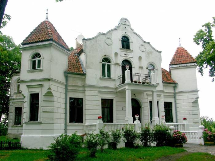 Pałac w Golubiach