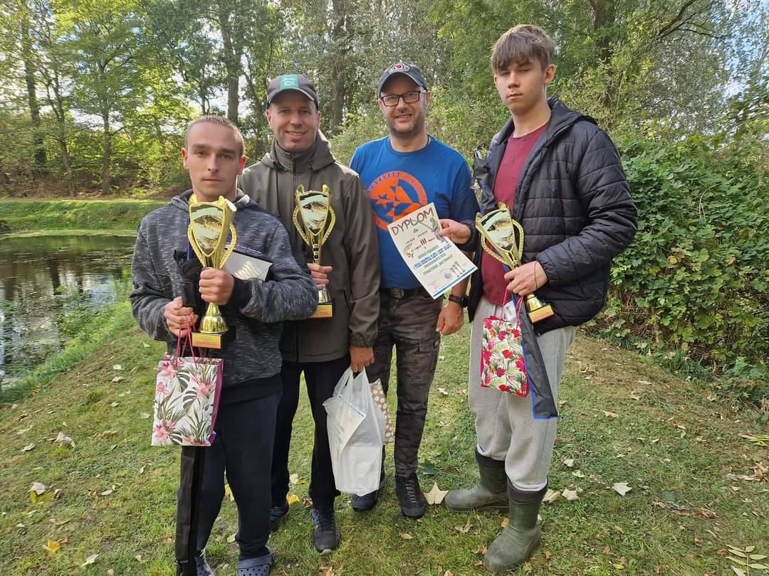 461385560_830511575961472_4835282295403652435_n.jpg [1080x810]