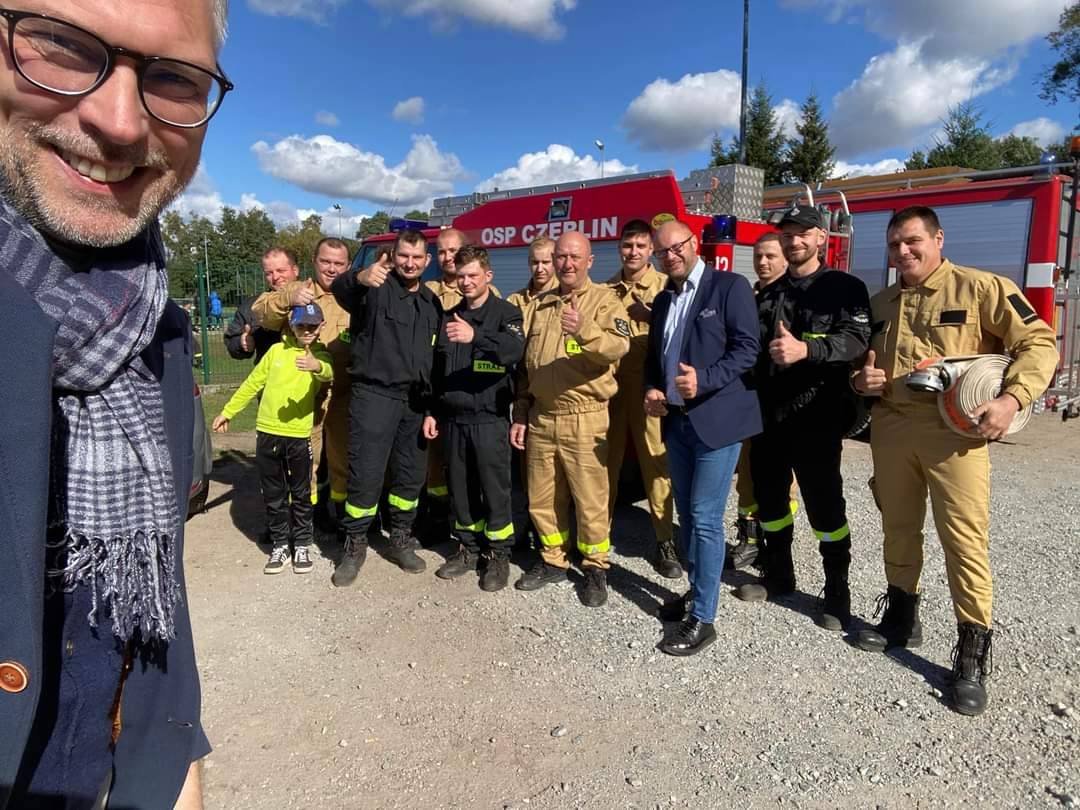 461747767_831465789199384_4174360551858913954_n.jpg [1080x810]