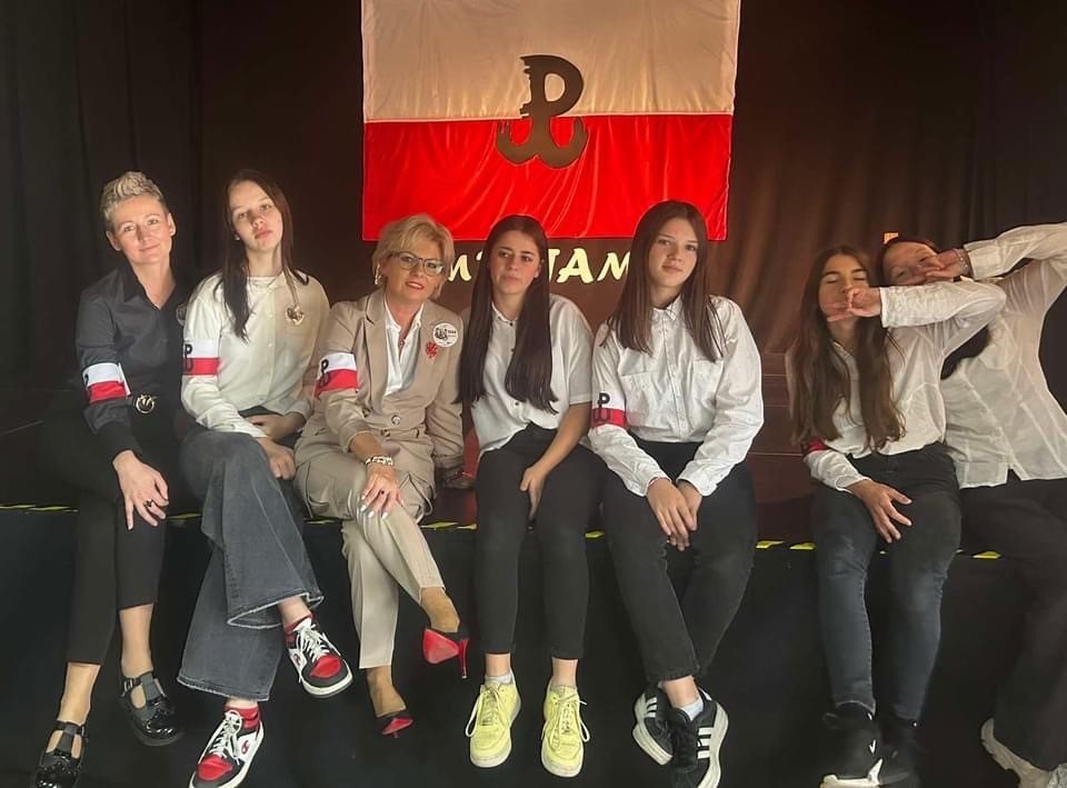 462274290_844287564583873_1526033165346603197_n.jpg [960x709]