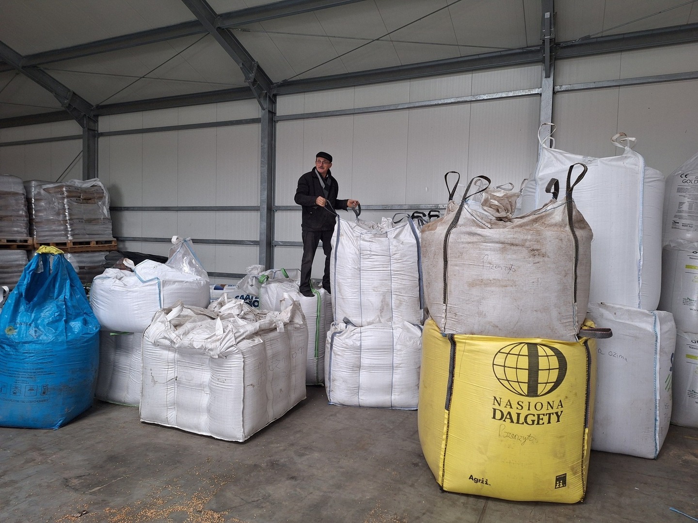 467306753_865520179127278_5431112700081856432_n.jpg [2048x1536]