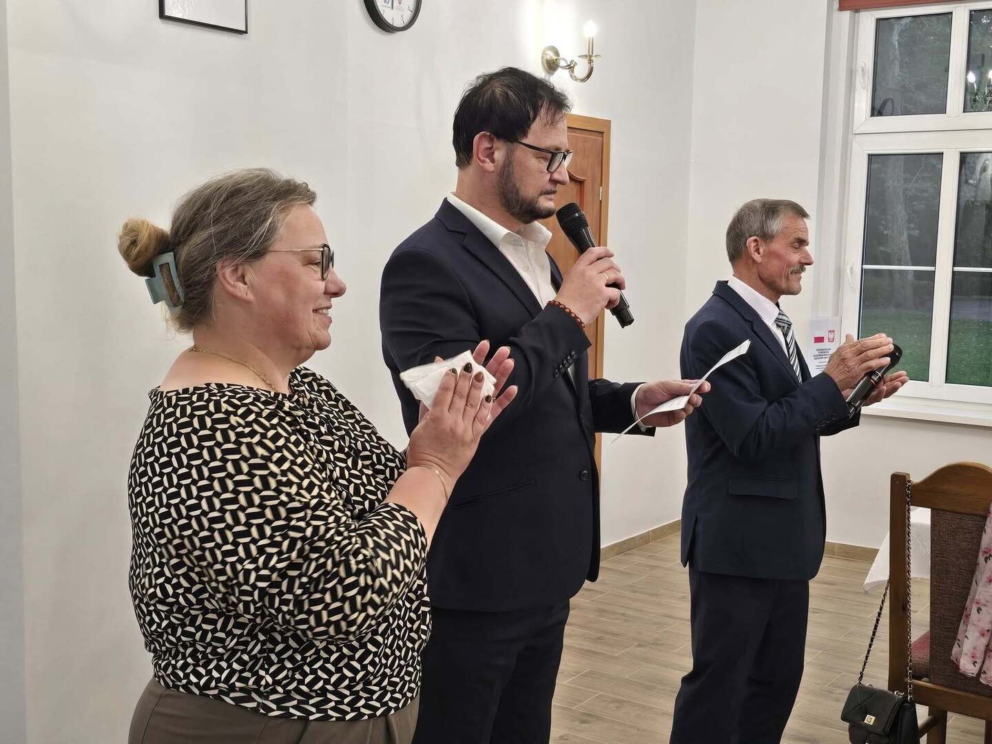 Tu powinien być opis.