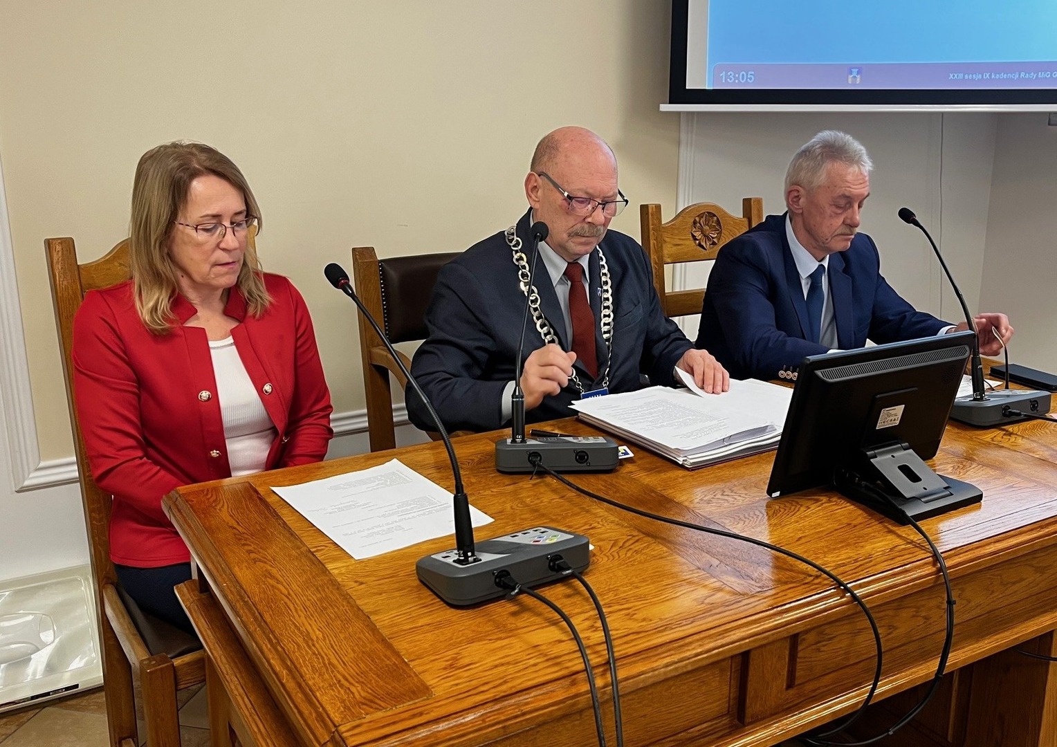 Tu powinien być opis.