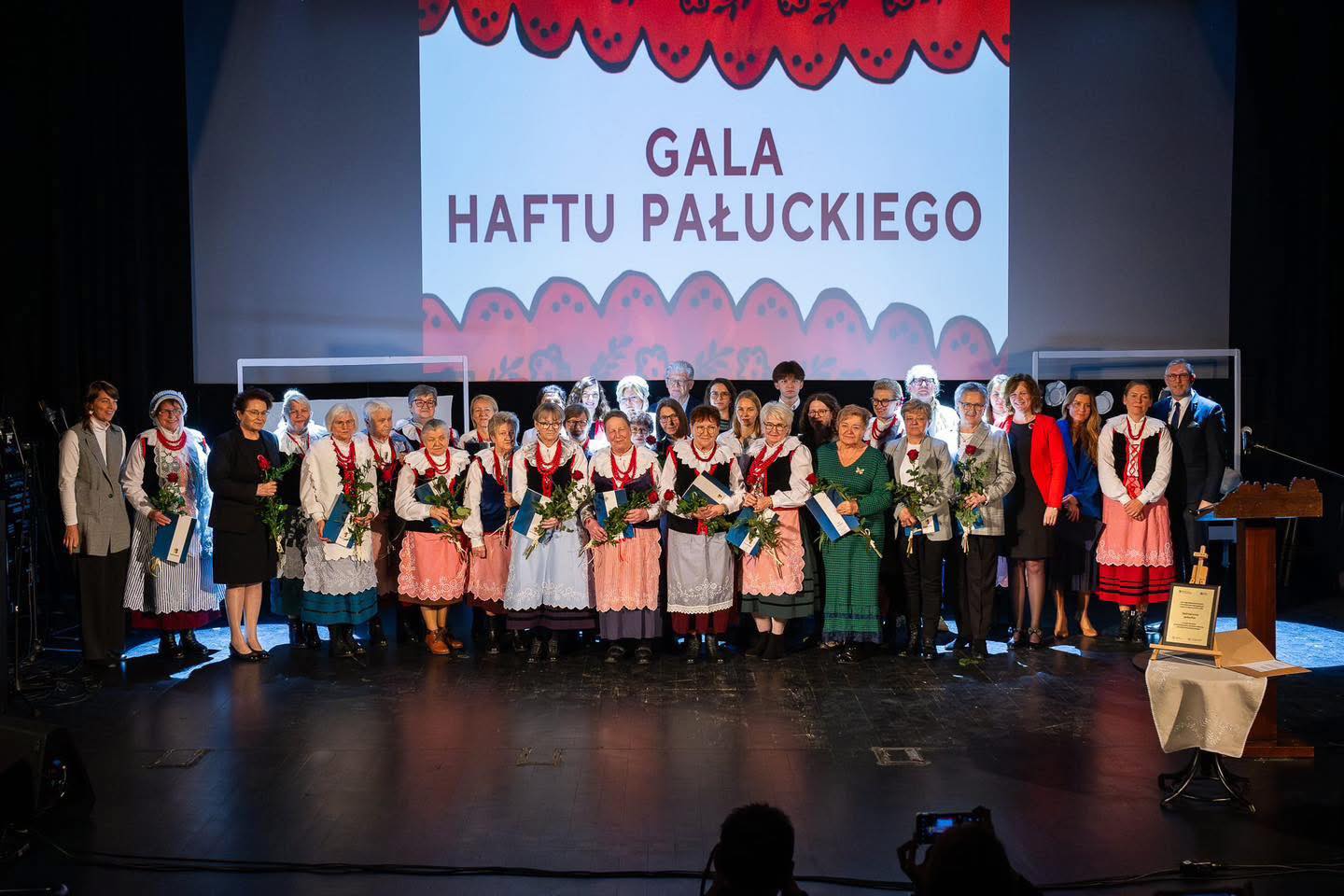 Tu powinien być opis.