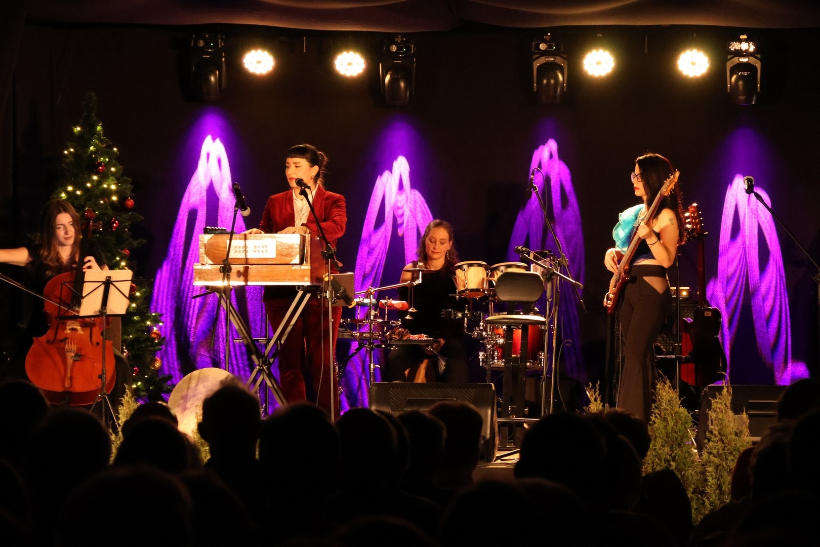 Tu powinien być opis.