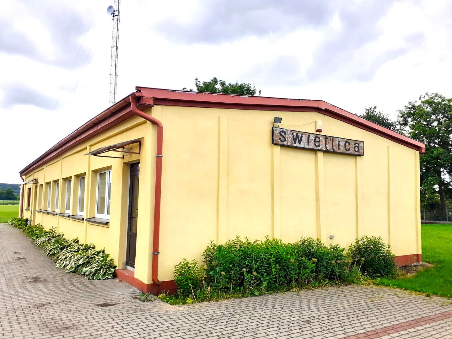 swietlica_wielki_lubien.jpeg [1600x1200]