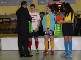 Wręczanie nagród zawodnikom klubu