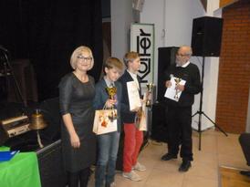 Wyróżnieni żeglarze z zastępcą Burmistrza