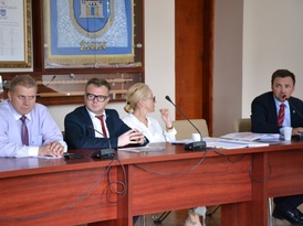 Zebrani podczas konsultacji pracownicy Urzędu Miejskiego