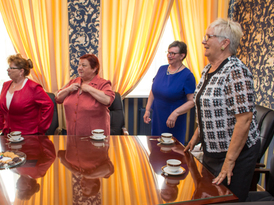 Przedstawicielki Kół Gospodyń Wiejskich w biurze burmistrza Żnina