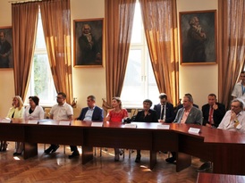 Delegacja miasta Gostynina podczas uroczystości podpisania aktu współpracy