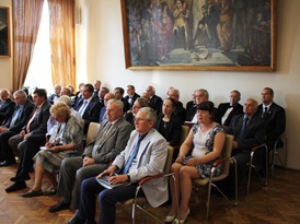 Zebrani goście podczas uroczystości podpisania aktu współpracy