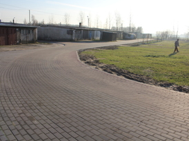 Widok na świeżo wybudowaną drogę w Cerekwicy