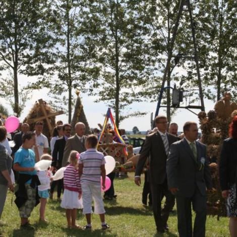 Zdjęcie z galerii Dożynnki 2011 - Łaziska
