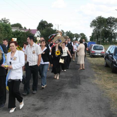 Zdjęcie z galerii Dożynki Rąbczyn 2009