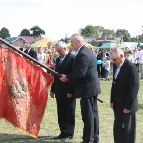 Zdjęcie z galerii Dożynki Rąbczyn 2009