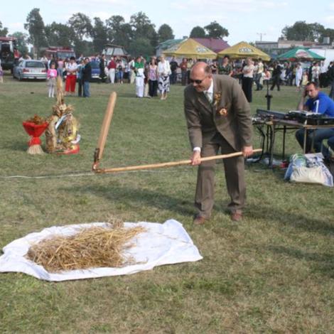 Zdjęcie z galerii Dożynki Rąbczyn 2009