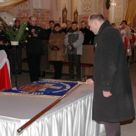 Zdjęcie z galerii Sztandar Łekno 2009
