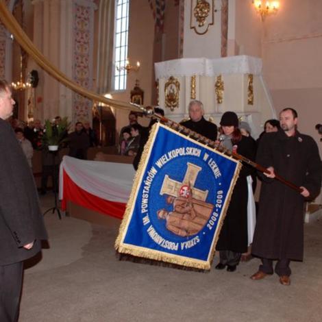 Zdjęcie z galerii Sztandar Łekno 2009