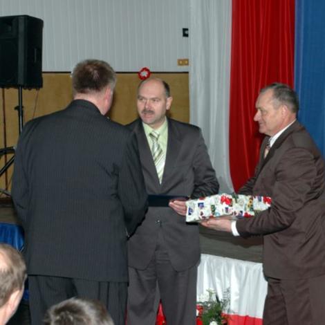 Zdjęcie z galerii Sztandar Łekno 2009