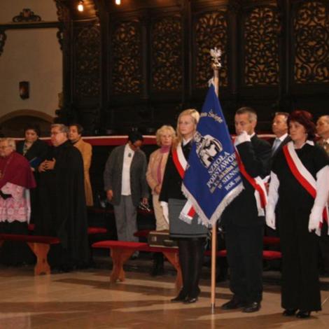 Zdjęcie z galerii Sztandar Sienno 2008