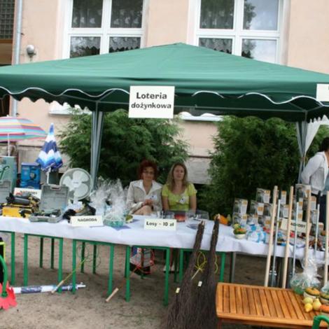 Zdjęcie z galerii Dożynki Pawłowo Żońskie 2008