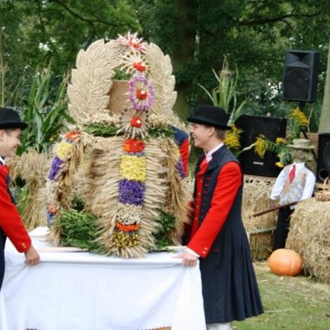 Zdjęcie z galerii Dożynki Pawłowo Żońskie 2008