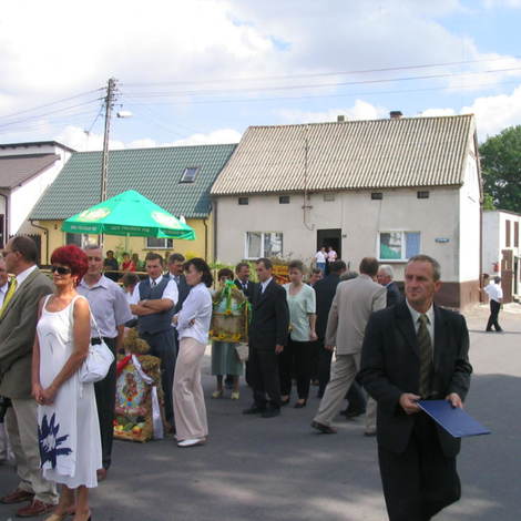 Zdjęcie z galerii Dożynki Łekno 2004