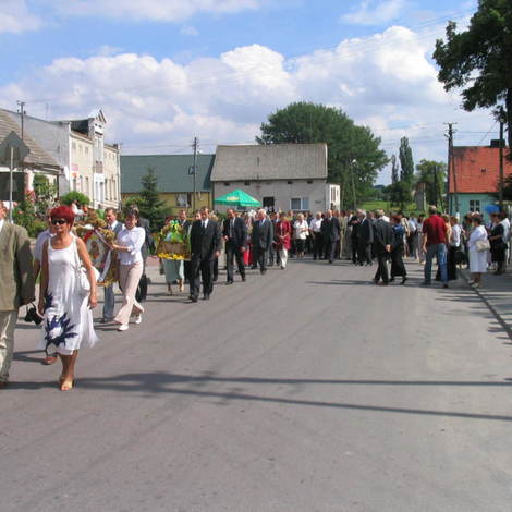 Zdjęcie z galerii Dożynki Łekno 2004
