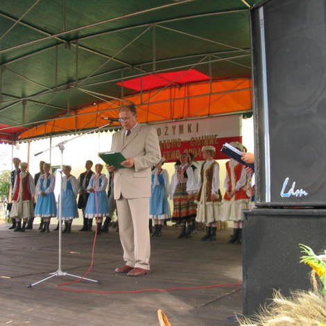 Zdjęcie z galerii Dożynki Łekno 2004
