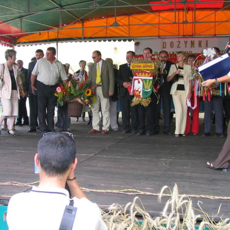 Zdjęcie z galerii Dożynki Łekno 2004