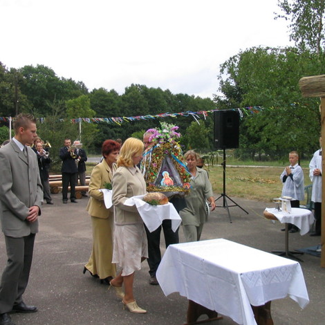 Zdjęcie z galerii Dożynki Kobylec 2003