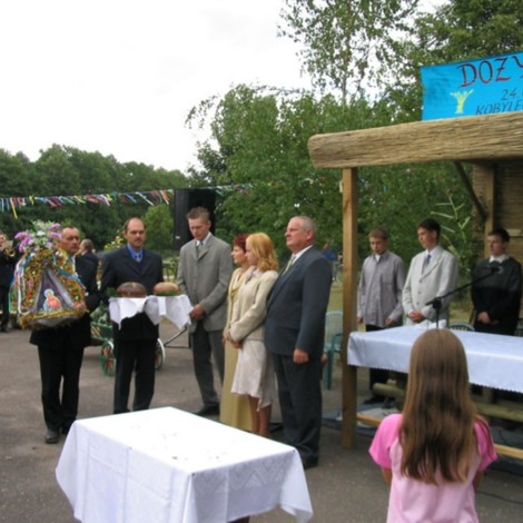 Zdjęcie z galerii Dożynki Kobylec 2003