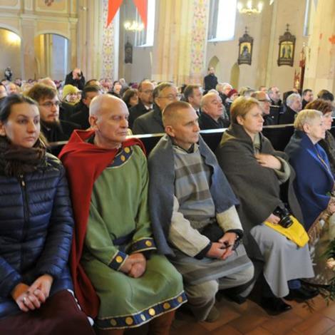 Zdjęcie z galerii Peregrynacja dokumentu Zbyluta 26.11.2016