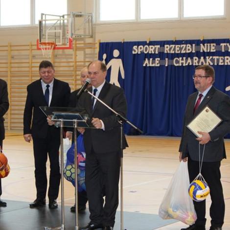 Zdjęcie z galerii Otwarcie Hali Sportowej w Łeknie - 1.02.2018
